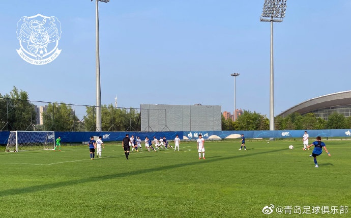 热身赛焦点：巴索戈温家宝助申花取胜|拉多尼奇一击致命