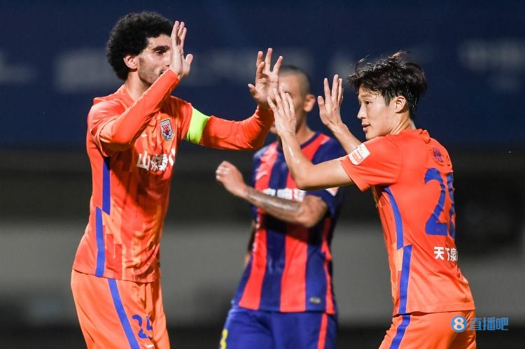 上半场总结-费莱尼得分孙准浩罚丢点球但泰山仍3-0占先