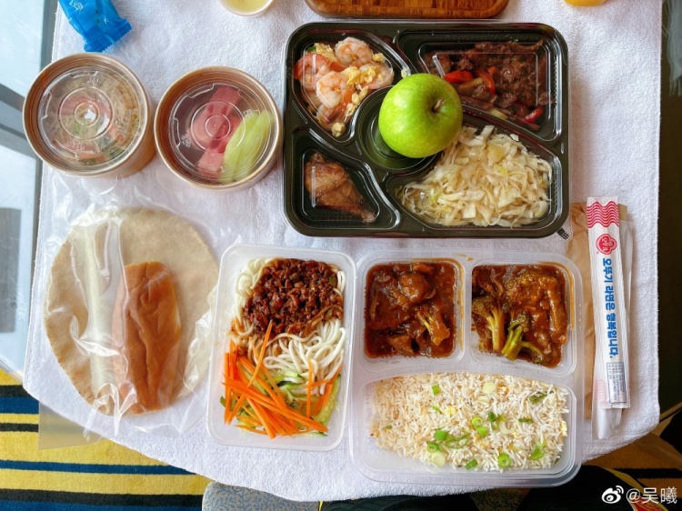 独家揭秘球员隔离伙食标准