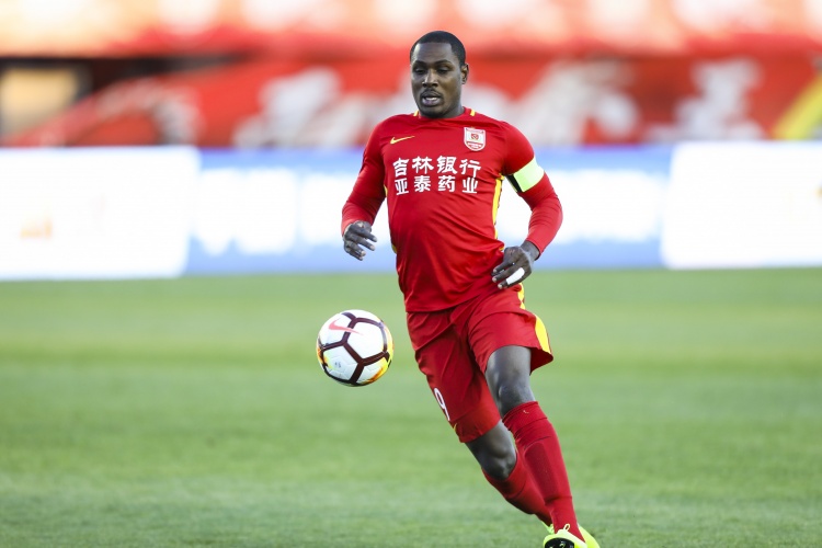 阿尔希拉尔宣布签下中国前锋伊哈洛