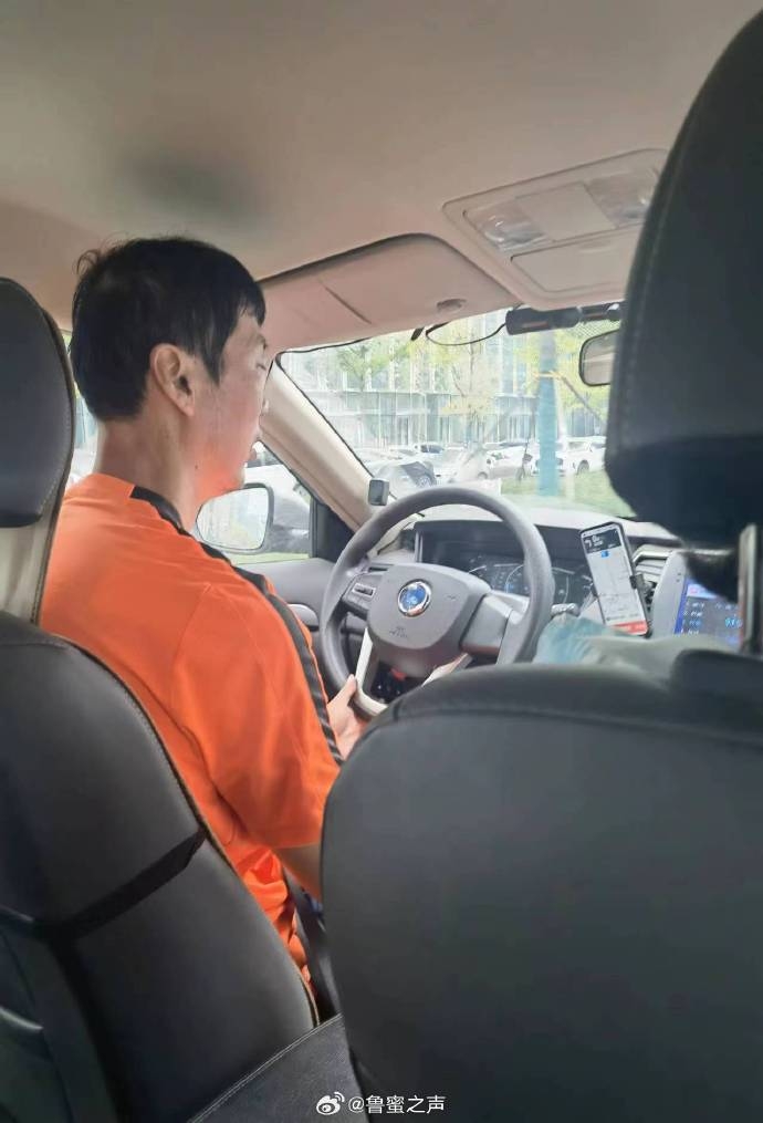 山东足球传奇宋黎辉转行当网约车司机