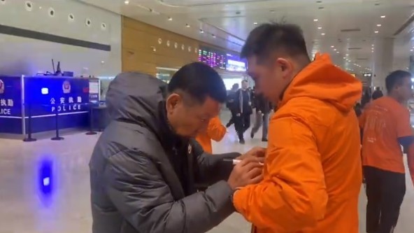 山东泰山队踏上长春之旅共赴赛事