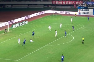 申花艰难斩获赛季首胜