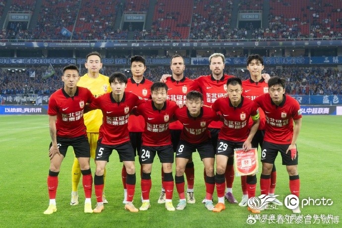 亚泰严智宇创造历史百场记录