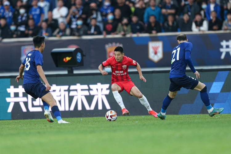 上海足坛热议：本土双雄足协杯能否会师八强？