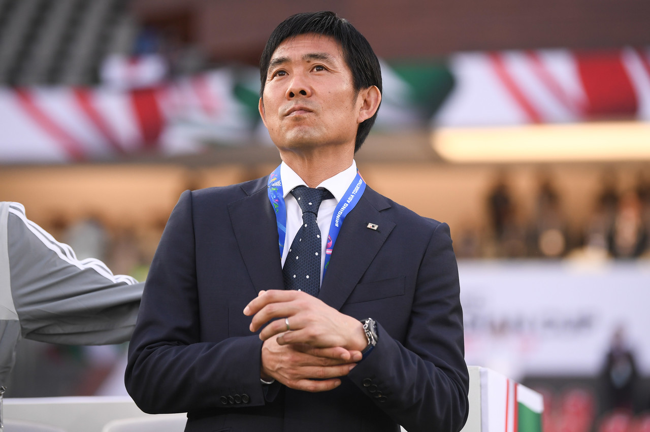 考察期间聚焦海外效力国脚
