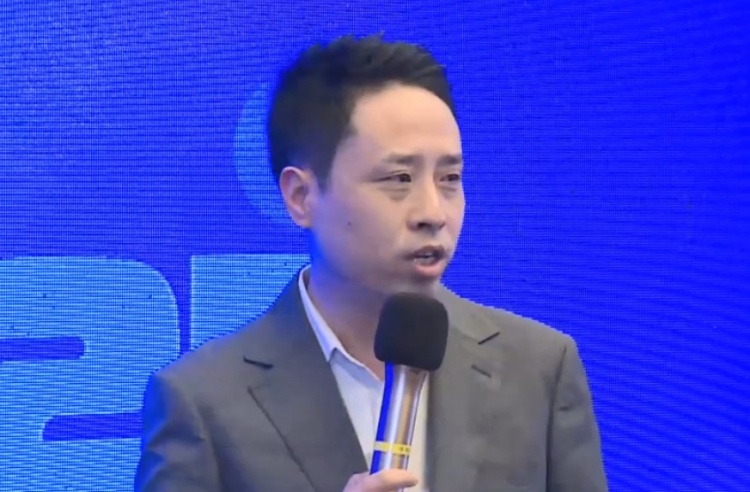 坚守与创新：龙跃冰城的会员制实践